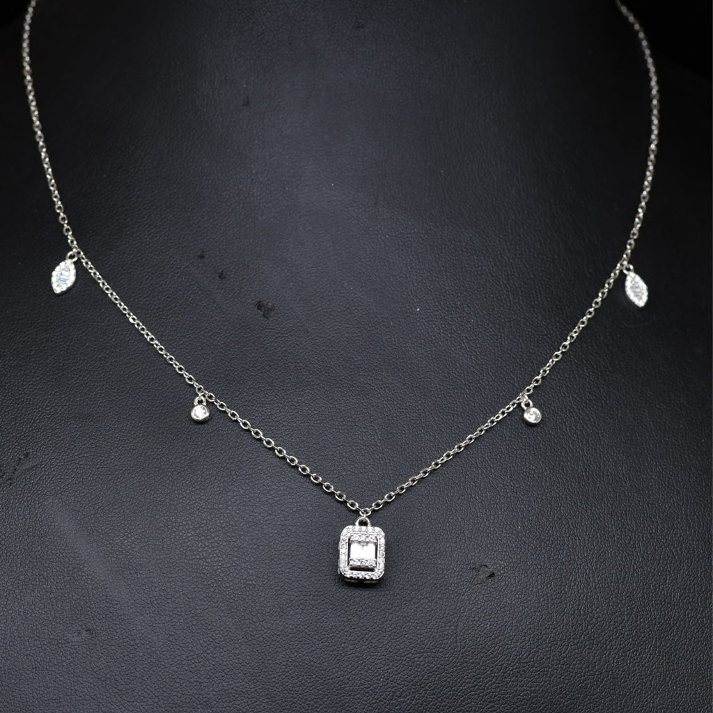Necklace 379