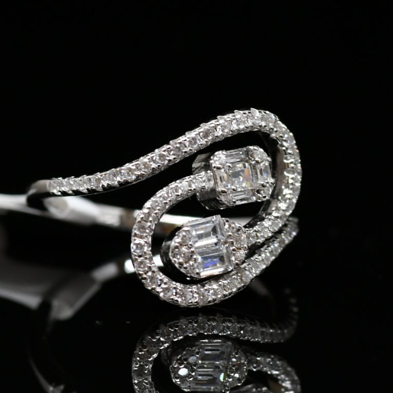 Female Ring 147