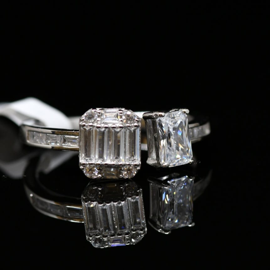 Female Ring 143