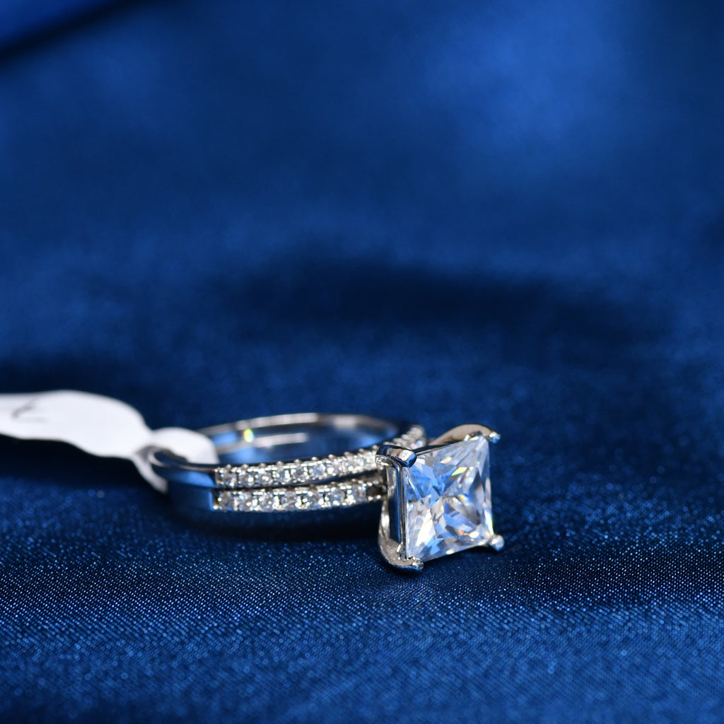 Twin ring 181