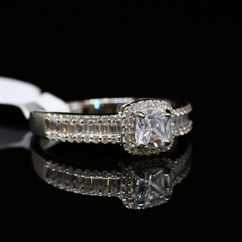 Female Ring 146